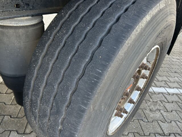 Bőrönd Kögel S24 / Box / Laadklep / Liftas / Accu Pack / APK...