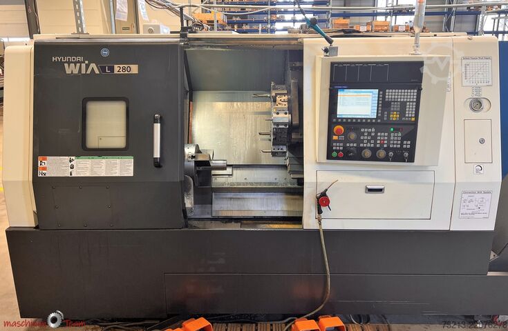 CNC-draaibank met C-as HYUNDAI WIA L280