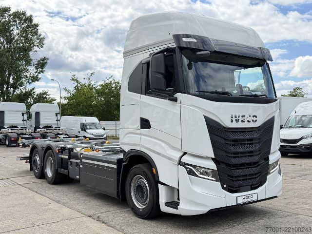 Samochód z wymienną zabudową IVECO AS260S46Y/FS CM CNG
