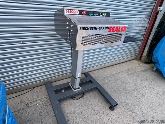 Machine de scellage de sacs Saxon Continuous Bag Sealer SB1000 Electric Lift Mast