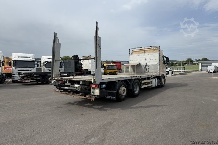 Vrachtauto met open laadbak Volvo FH12-460 6x2 Brücke / Swiss-Vehicle
