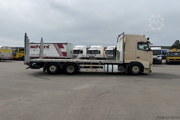 Vrachtauto met open laadbak Volvo FH12-460 6x2 Brücke / Swiss-Vehicle