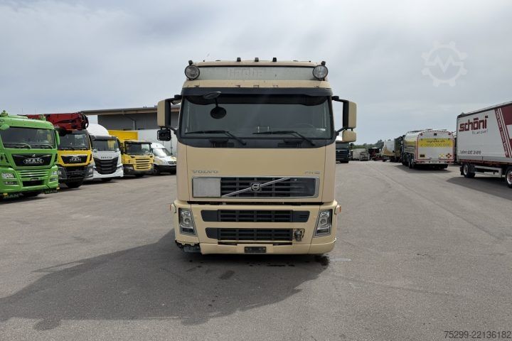 Vrachtauto met open laadbak Volvo FH12-460 6x2 Brücke / Swiss-Vehicle