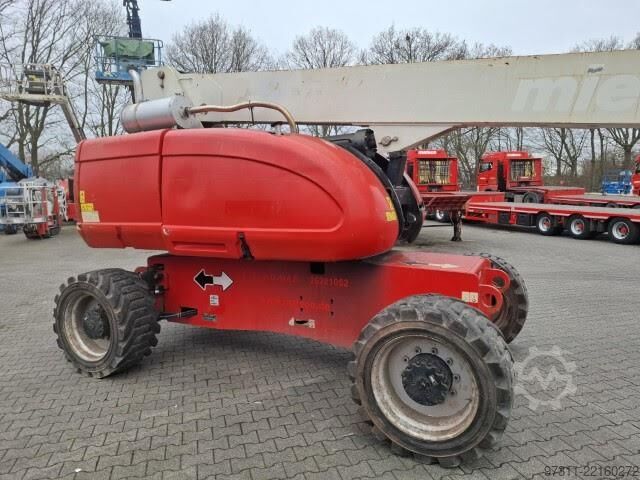 Teleszkópos platform JLG 860SJ