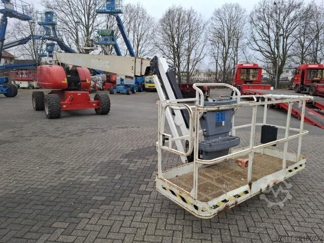 Teleszkópos platform JLG 860SJ