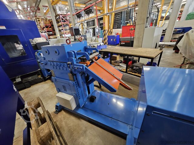 Desbobinador Servo Presse SMTCP 400 AE T4