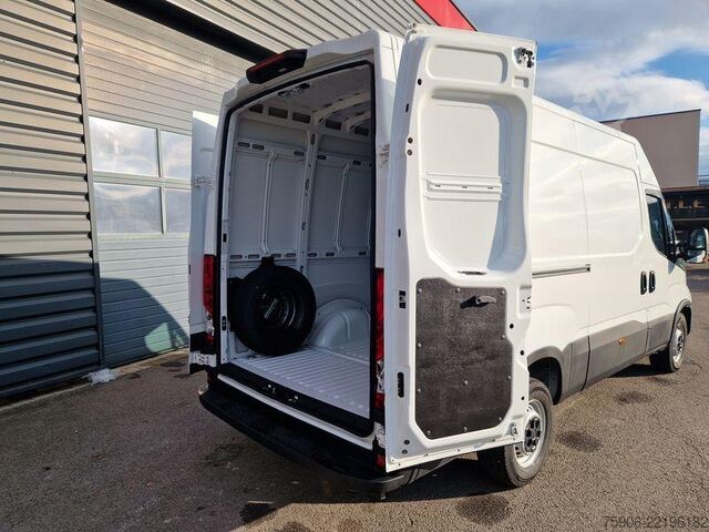 Bestelwagen Iveco Daily