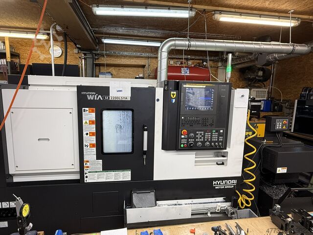 CNC svarv- och fräscenter HYUNDAI WIA SE 2200 LSYA