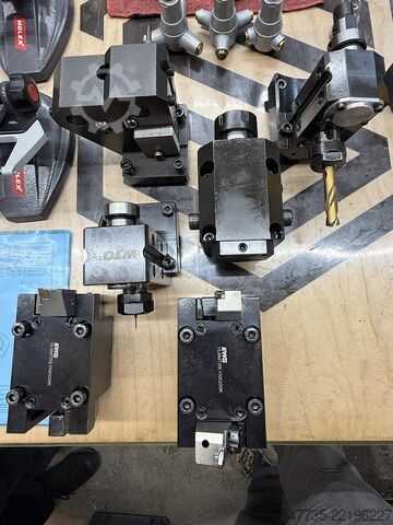 CNC svarv- och fräscenter HYUNDAI WIA SE 2200 LSYA