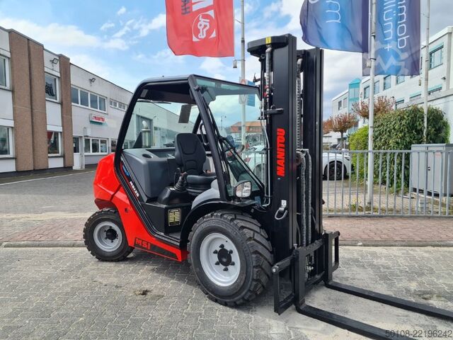 Carretilla elevadora todoterreno Manitou MSI 25 NEU 39K