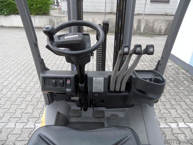 Empilhador de GPL Jungheinrich TFG 316 - Triplex - wenig Stunden