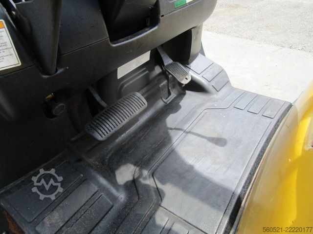Dizel forkliftler Yale 2,5 Ton. mit Seitenschieber + Triplex-Freihub 5m