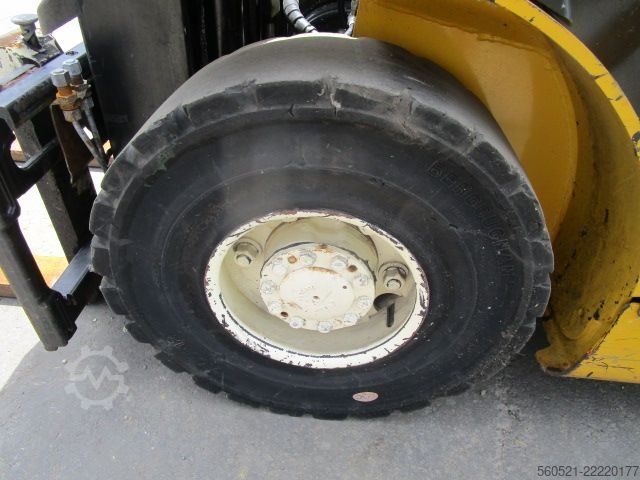 Dizel forkliftler Yale 2,5 Ton. mit Seitenschieber + Triplex-Freihub 5m