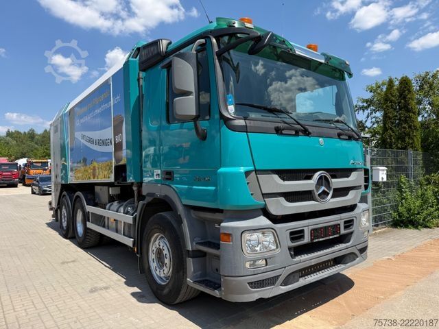 Çöp kamyonu MERCEDES-BENZ Actros 2536 6x2 Müllwagen/Klima/LENKACHSE