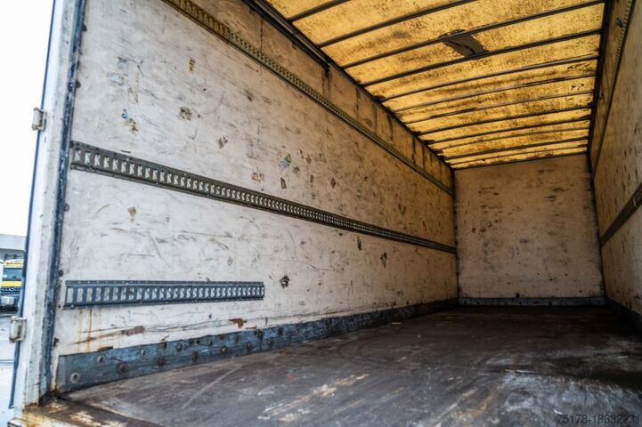 Bőrönd RENAULT PREMIUM 340 DXI