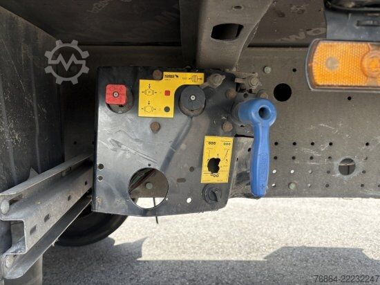Otevřený návěs s plachtou SCHMITZ PLANE, VARIOS, LIFTACHSE,  EDSCHA-VERDECK, UNFALLFAHRZEUG/FAHRBEREIT
