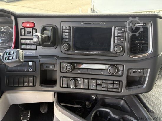 Sólo tahač SCANIA R650 V8, 6X2, E6, LEDER, PENZ-CRANE 15Z - HOLZLADEKRAN