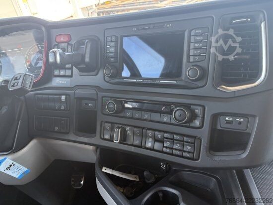 Sólo tahač SCANIA R650 V8, 6X2, E6, LEDER, PENZ-CRANE 15Z - HOLZLADEKRAN