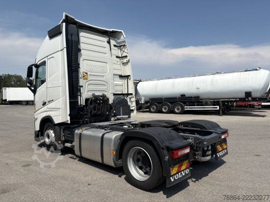 Zapreminski vučni traktor VOLVO FH 460,  EURO 6, VEB+, MEGA