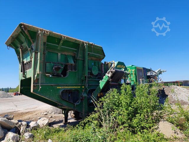 Breker McCloskey J45 Jaw