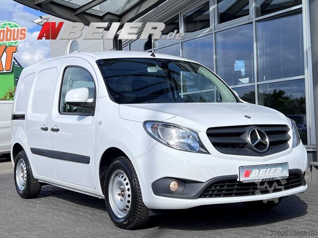 Skříňová dodávka Mercedes-Benz Citan automatik SHZ Navi Klima