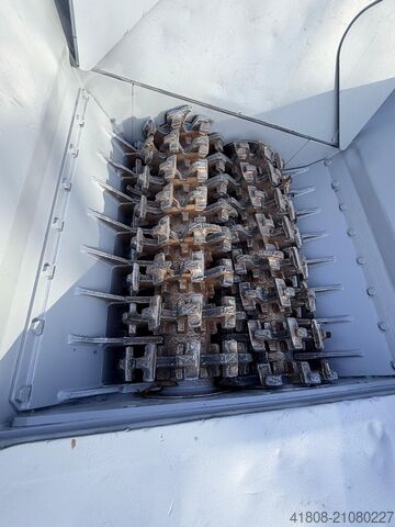 Két tengelyes aprító LINDNER URRACO 75 D