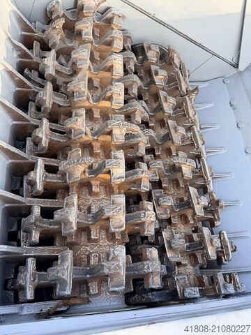 Két tengelyes aprító LINDNER URRACO 75 D