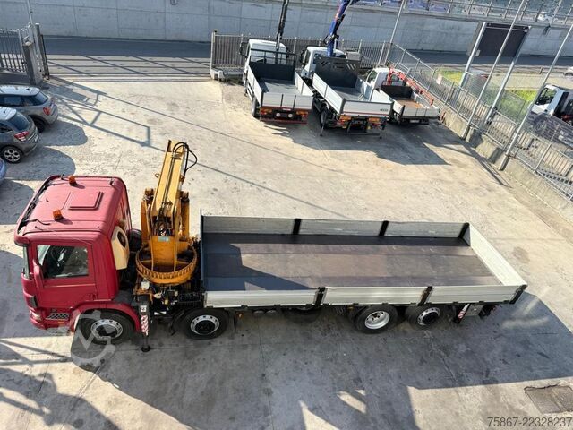 Vrachtauto met open laadbak SCANIA CV P 124