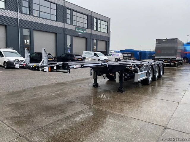 Containervervoer D-TEC VCC-01 / 3x Extendable / 1x Lift Axle