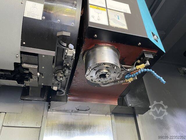 Brugt bearbejdningscenter HURCO VMX60i