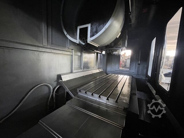 Brugt bearbejdningscenter HURCO VMX60i