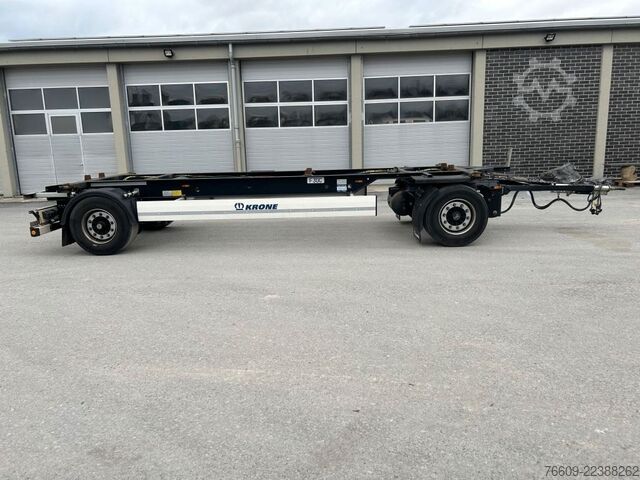 Reboque de chassis intercambiável KRONE 2 Achswechselfahrgestell, Typ: MAXI AZW 18 eL3B7