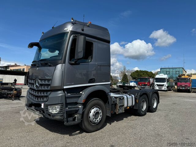 Trattore standard Mercedes-Benz 3348 AROCS TRATTORE MEZZO D' OPERA