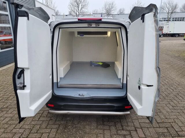 Refrigerated/freezer transport (delivery van) Ford Transit Connect Koelwagen L2 1.5 TDCI Automaat ...