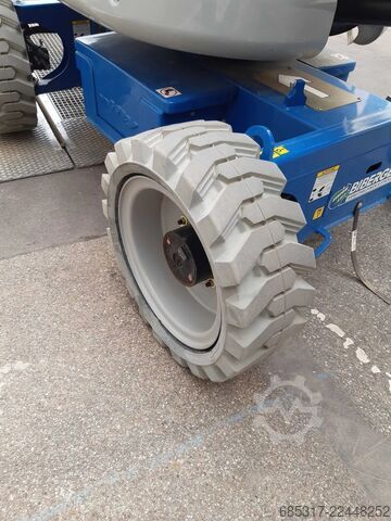 Artikuleret bom Niftylift HR17NE