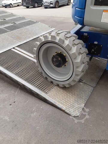 Artikuleret bom Niftylift HR17NE
