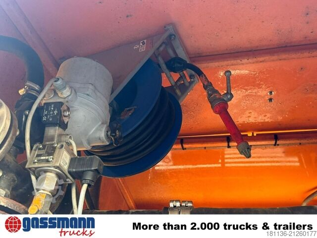 Kehrmaschine Mercedes-Benz SK 2024 AK 4x4, Enteisungsfahrzeug, 3x 2000l Tank