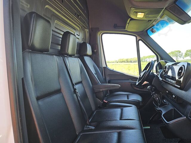 Bestelauto MERCEDES-BENZ SPRINTER 311 L2H2 MBUX10  RWD