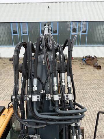 Excavator pe șenile Hyundai HX 145 ALCR
