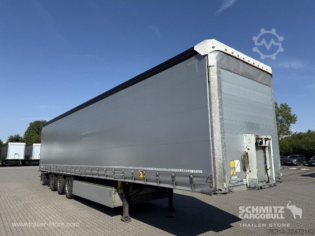 Nyitott ponyvás félpótkocsi Schmitz Cargobull Curtainsider Standard Getränke
