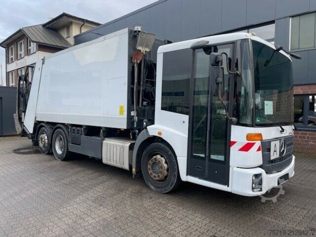 Śmieciarka Mercedes-Benz 2630 6x2 Econic Zöller Magnum XXL 22