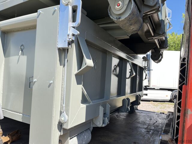 Roll-off container, 11 cubic meters, 6 m, with lashing eyes Ellermann 11 kbm Pendelklappe
