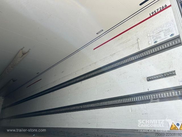 Koeloplegger Schmitz Cargobull Reefer Standard Taillift