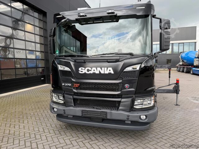 Crane truck Scania P370 XT 6x2 HMF 3220-K6+Fly jib FJ600-K3 Euro 6D