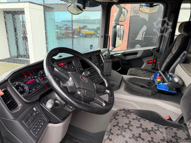 Crane truck Scania P370 XT 6x2 HMF 3220-K6+Fly jib FJ600-K3 Euro 6D