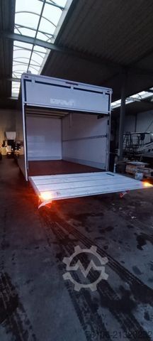 Vrachtwagen met bakwagen IVECO Daily 35S16 Koffer mit Ladebordwand *Klima-aut.*