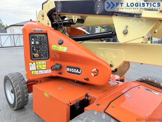 Platformă de lucru telescopică JLG M450AJ HYBRID ONLY-235H 15700MM