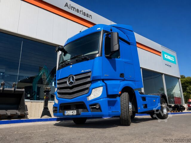Standaard trekker Mercedes-Benz Actros 1843