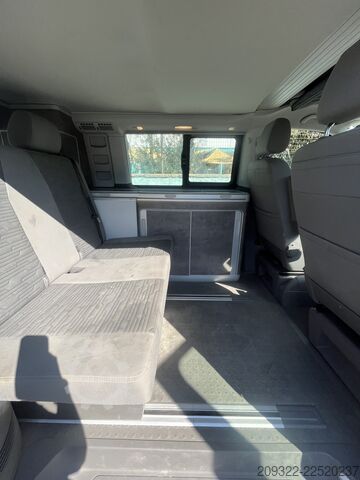 Autorulotă Volkswagen California Ocean 2023 | Cambio automatico | Tetto a soffietto
