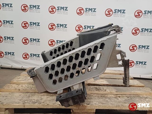 Cabine Volvo Occ opstapbak rechts Volvo